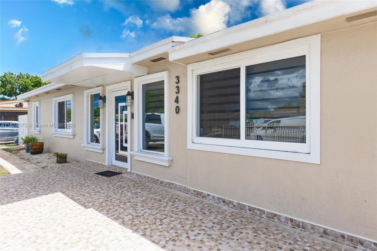 3340 NW 179th St, Miami Gardens, FL 33056 Photo