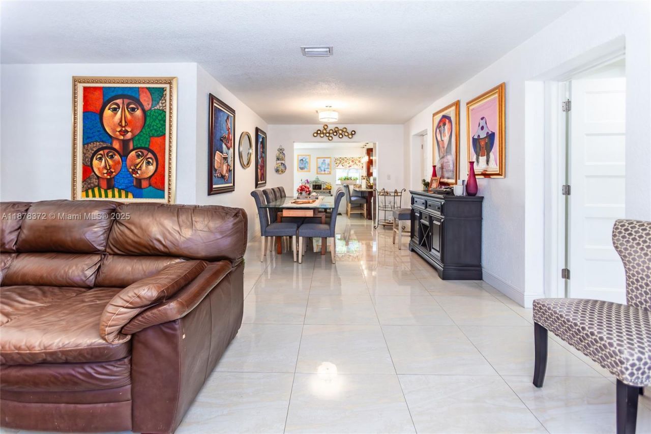 3340 NW 179th St, Miami Gardens, FL 33056 Photo