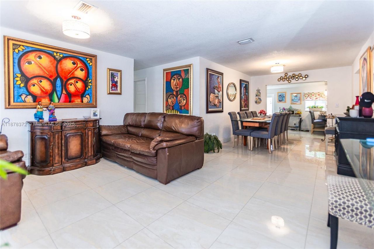 3340 NW 179th St, Miami Gardens, FL 33056 Photo