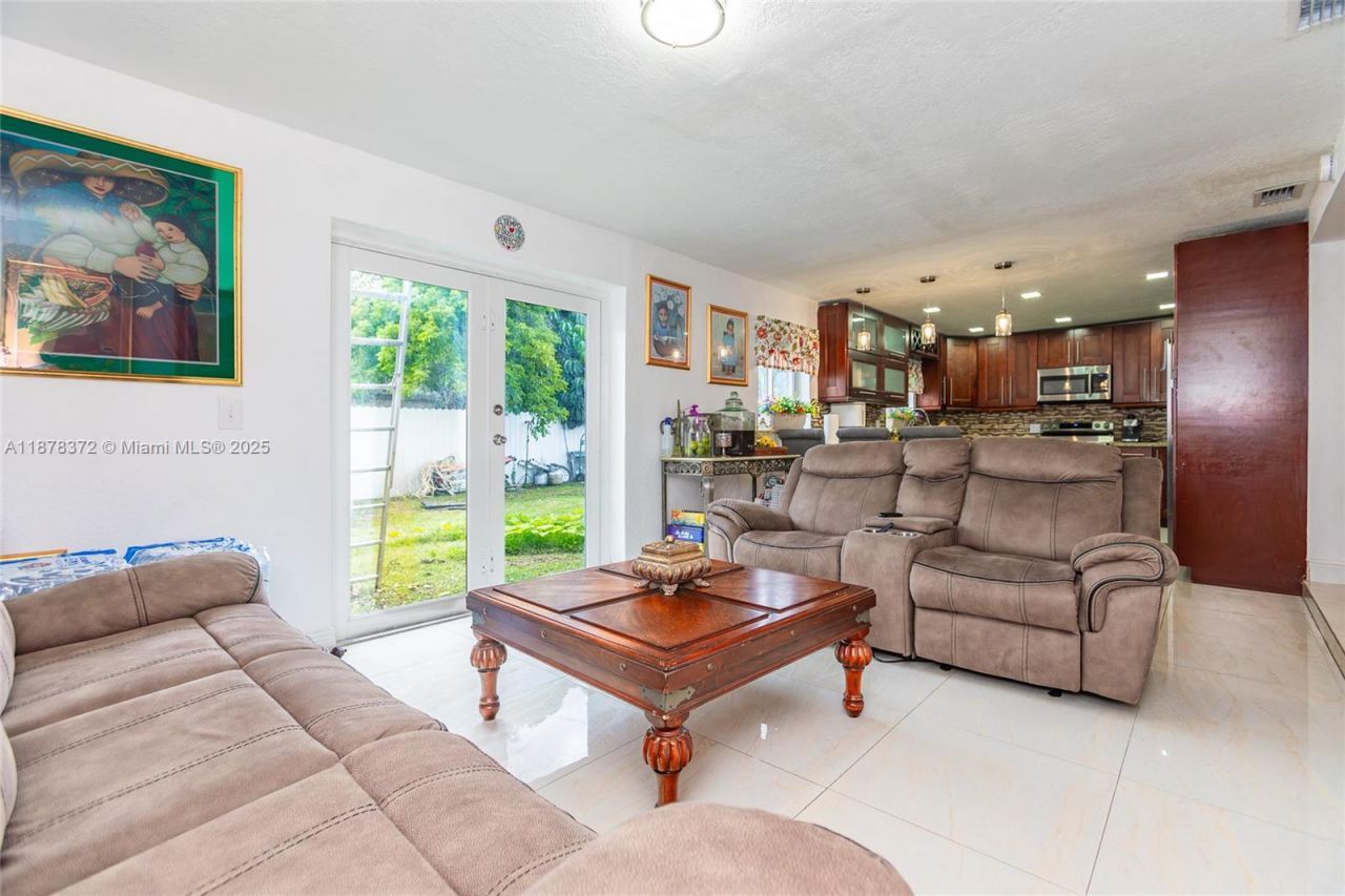 3340 NW 179th St, Miami Gardens, FL 33056 Photo