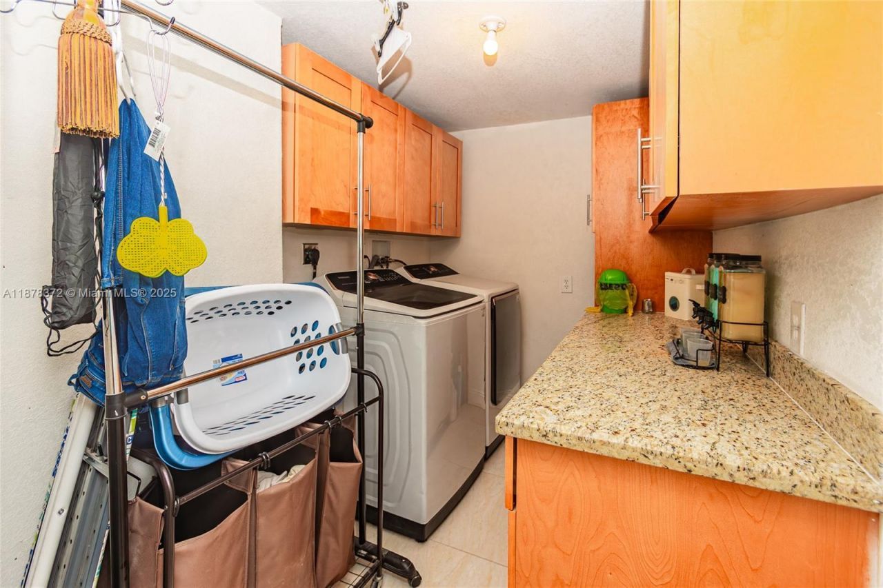 3340 NW 179th St, Miami Gardens, FL 33056 Photo