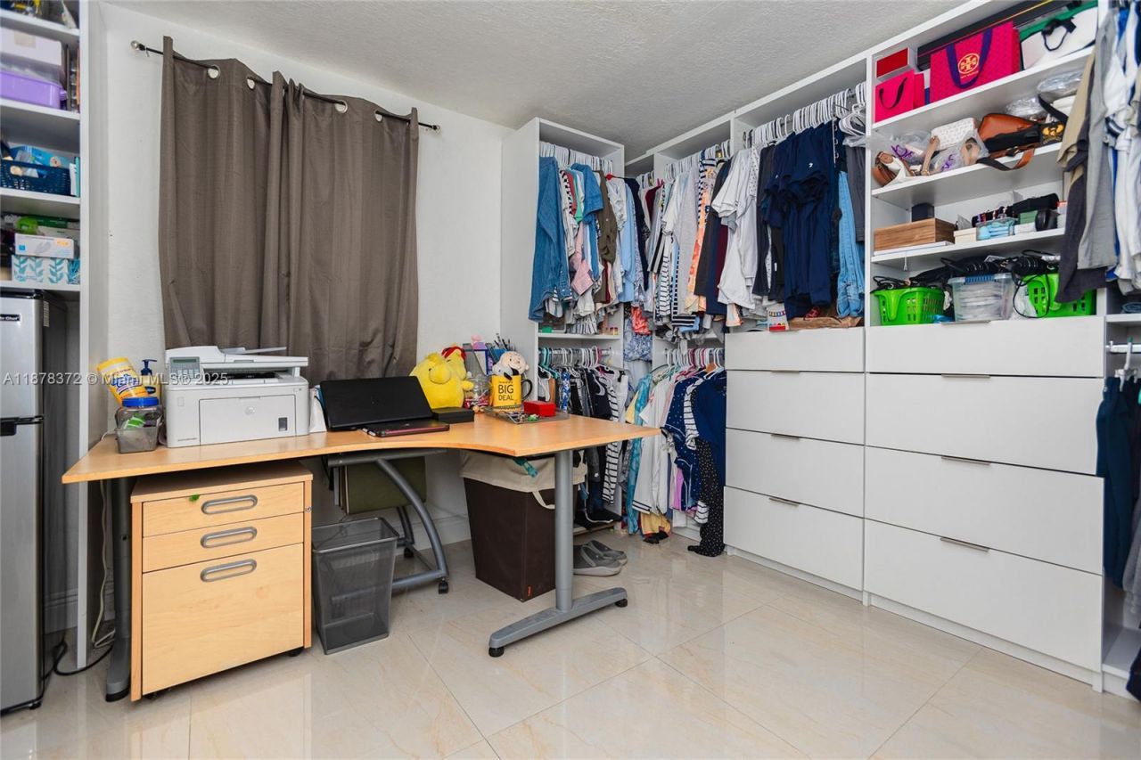 3340 NW 179th St, Miami Gardens, FL 33056 Photo