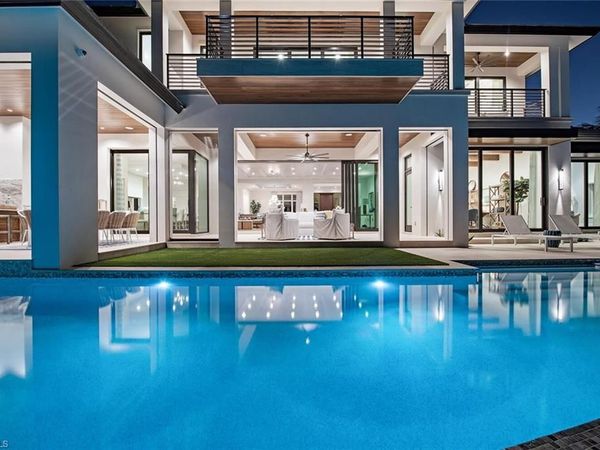 3163 Gin LN, NAPLES, FL 34102