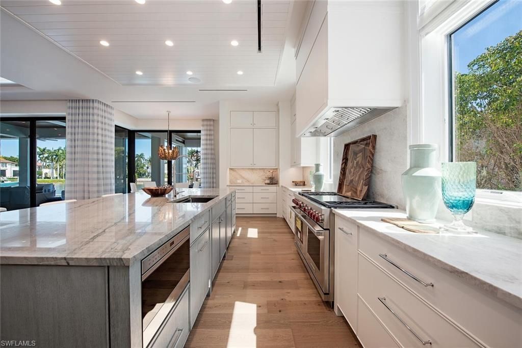 3163 Gin Ln, Naples, FL 34102 Photo