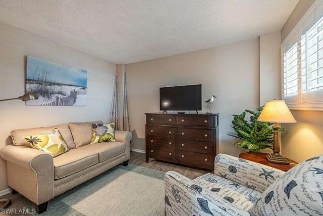 1300 Gulf Shore Blvd N, Unit 505, Naples, FL 34102 Photo