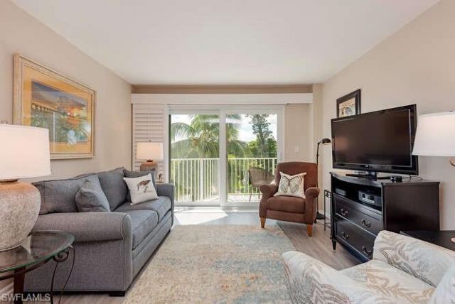 1300 Gulf Shore Blvd N, Unit 505, Naples, FL 34102 Photo
