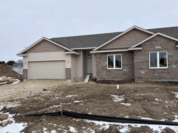 311 E Pershing Street, STILLMAN VALLEY, IL 61084