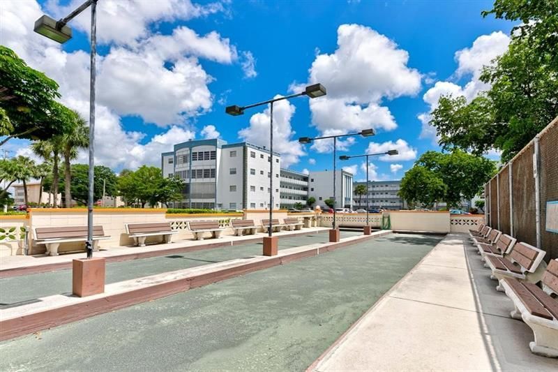 4141 NW 44th Avenue, Unit 116, Lauderdale Lakes, FL 33319 Photo