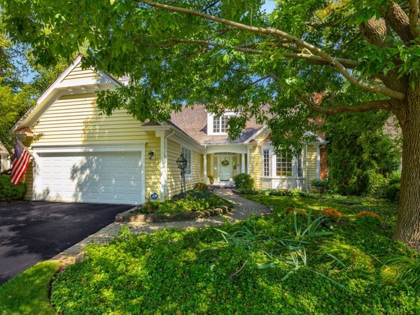 289 S South Shore Lane, Lake Forest, IL 60045