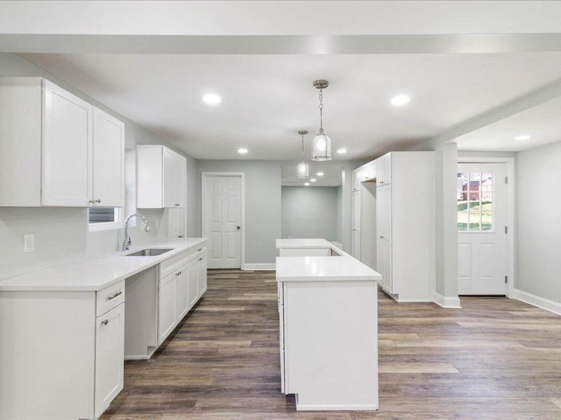 512 W Columbus Street, West Liberty, OH 43357 Photo 9