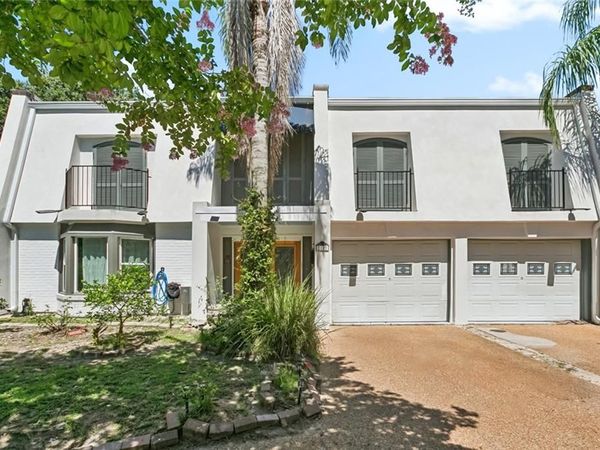 19 PARK ISLAND Drive, New Orleans, LA 70122
