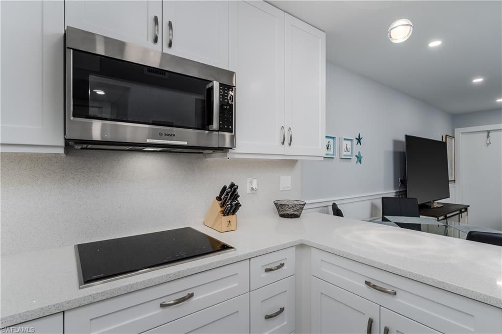 1295 Gulf Shore Blvd S, Unit 128, Naples, FL 34102 Photo