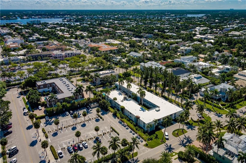 1295 Gulf Shore Blvd S, Unit 128, Naples, FL 34102 Photo