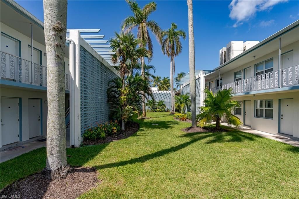 1295 Gulf Shore Blvd S, Unit 128, Naples, FL 34102 Photo