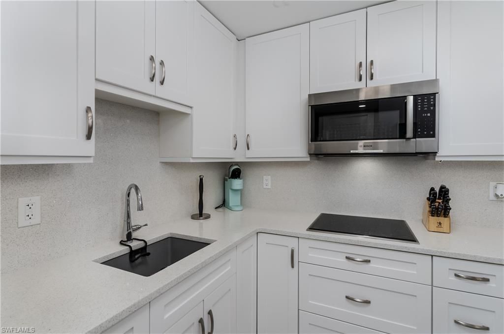 1295 Gulf Shore Blvd S, Unit 128, Naples, FL 34102 Photo