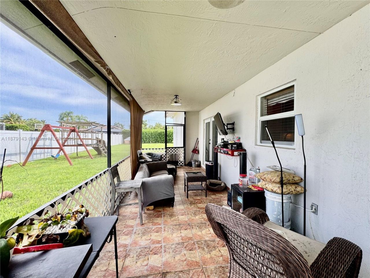 1635 NW 15th Ter, Homestead, FL 33030 Photo