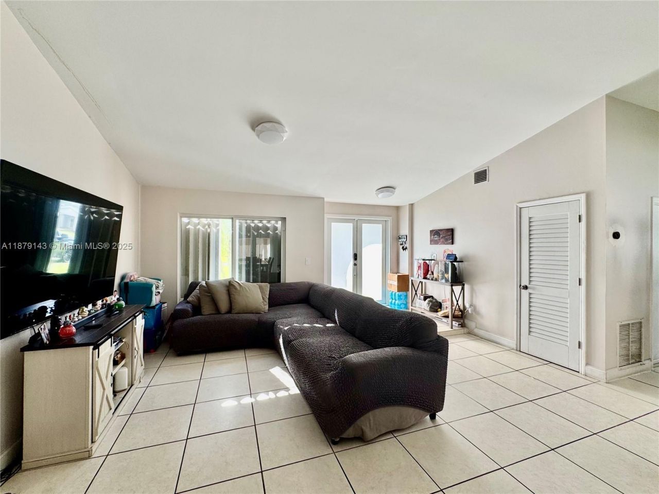 1635 NW 15th Ter, Homestead, FL 33030 Photo