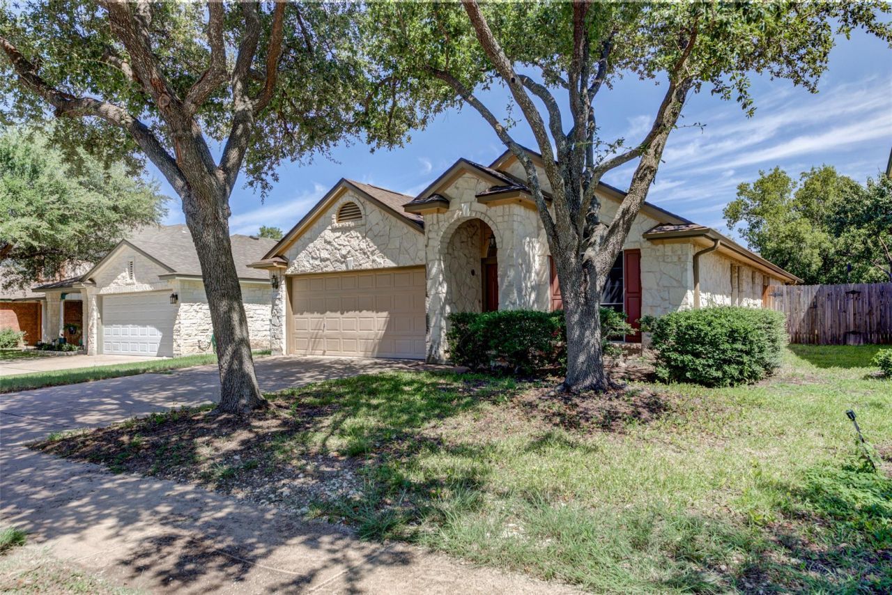 2410 Hutton Ln, Leander, TX 78641 Main Photo
