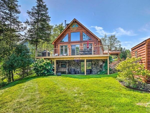 12 Valley Court, Athens, NY 12015