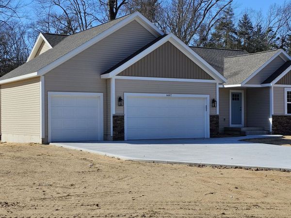 6687 Shari Drive, Whitehall, MI 49461