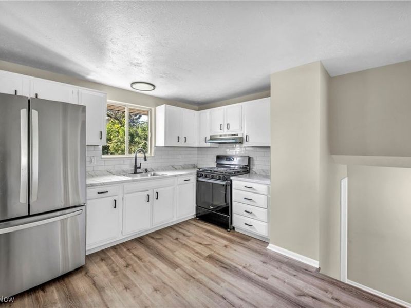 501 Button Road, Bedford, OH 44146 Photo 14