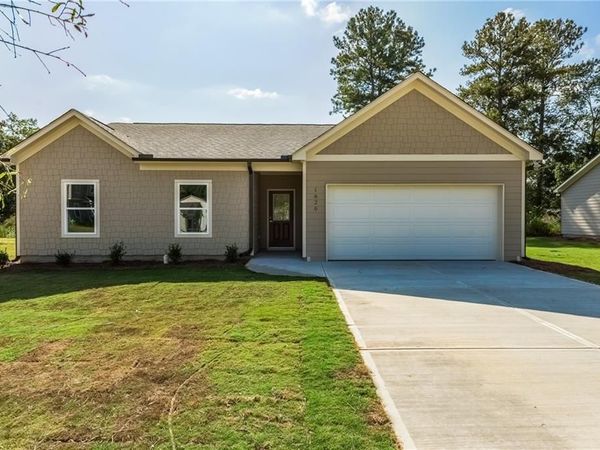 1820 Forkview Court, Lawrenceville, GA 30044