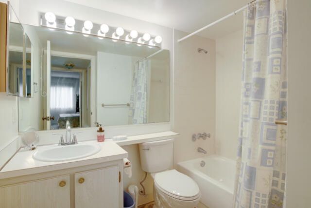 319 Pine Ridge Circle, Unit B1, Greenacres, FL 33463 Photo