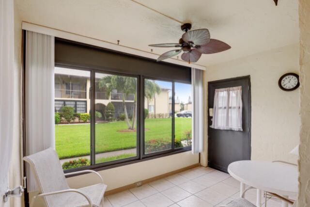 319 Pine Ridge Circle, Unit B1, Greenacres, FL 33463 Photo