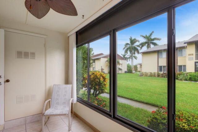 319 Pine Ridge Circle, Unit B1, Greenacres, FL 33463 Photo