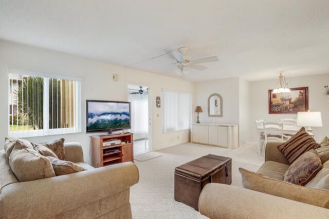 319 Pine Ridge Circle, Unit B1, Greenacres, FL 33463 Photo
