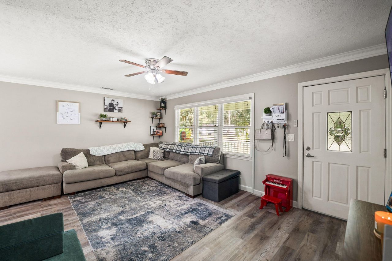 70 Mallard Street Photo 15