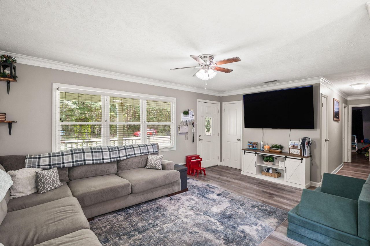 70 Mallard Street Photo 16