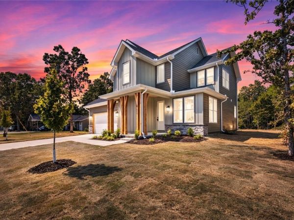 3 Carnahan Lane, Bella Vista, AR 72715