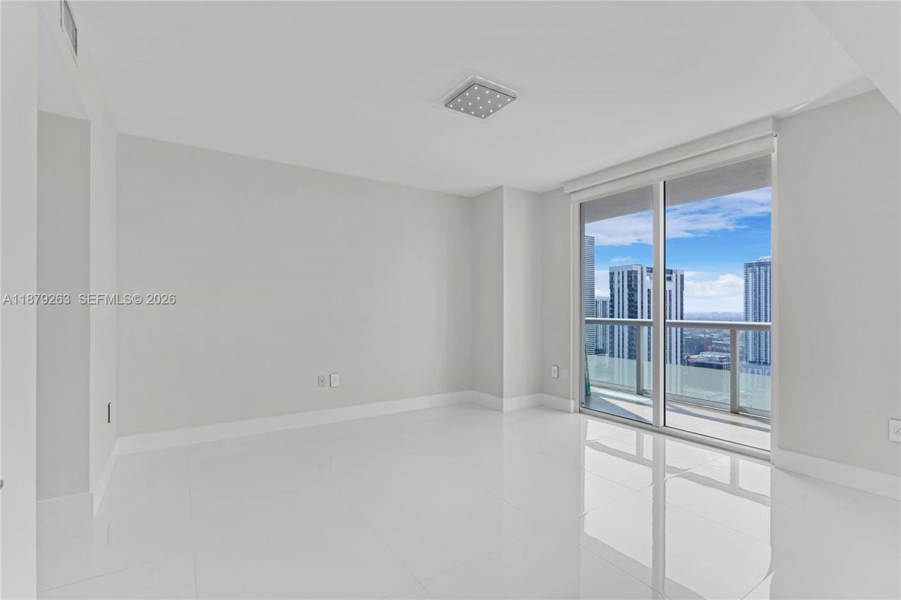 50 Biscayne Blvd, Unit 3601, Miami, FL 33132 Photo
