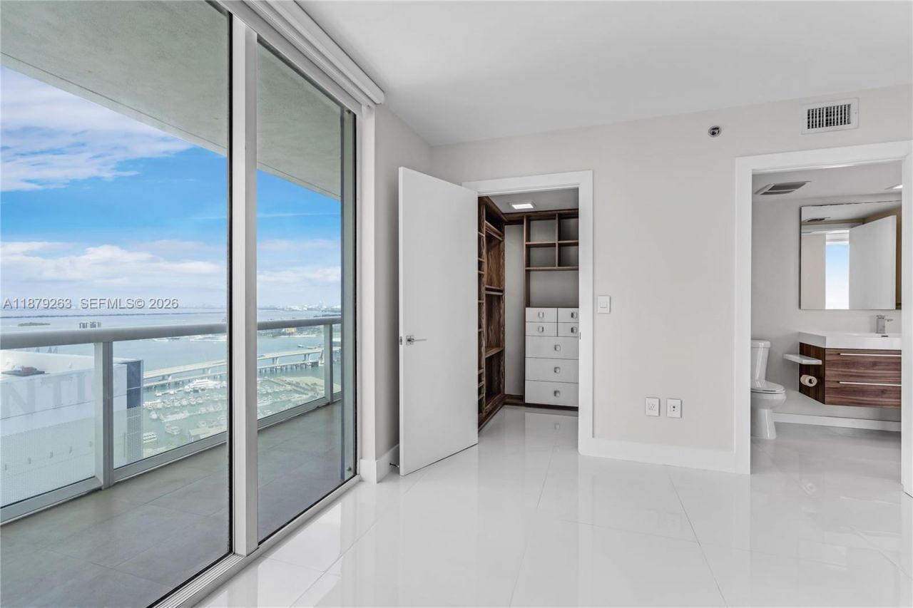 50 Biscayne Blvd, Unit 3601, Miami, FL 33132 Photo