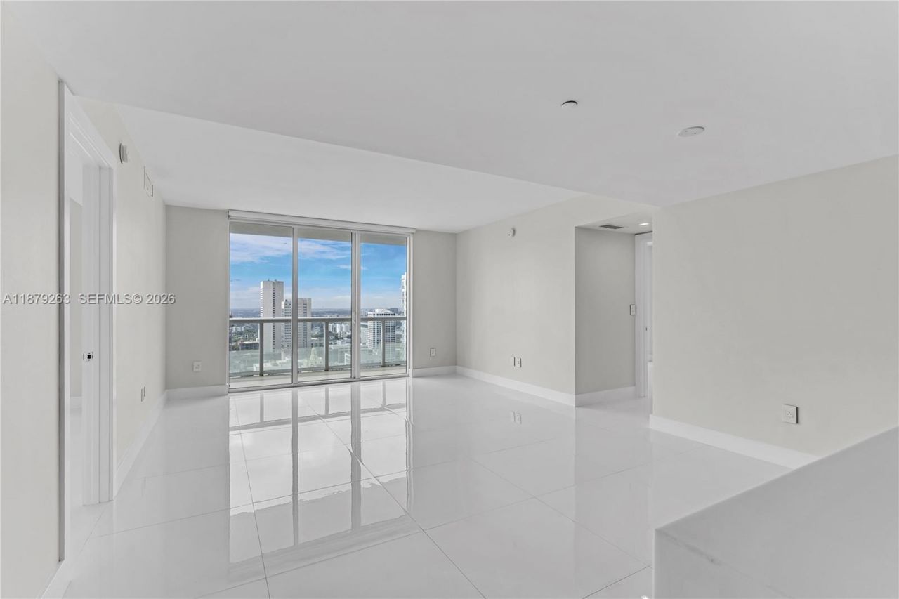50 Biscayne Blvd, Unit 3601, Miami, FL 33132 Photo