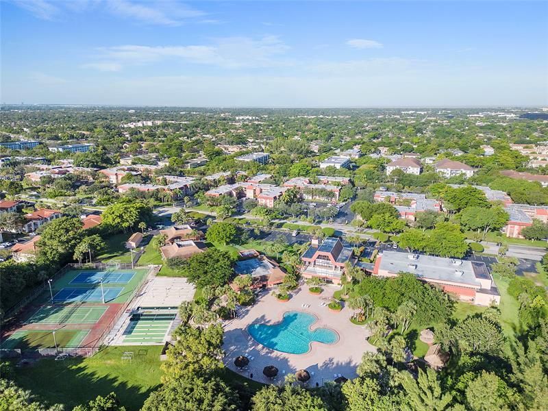 3241 Holiday Springs Boulevard, Unit 210, Margate, FL 33063 Photo