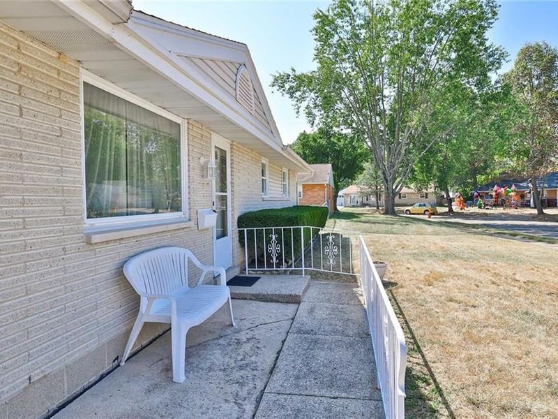 210 Zimmerman Street, New Carlisle, OH 45344 Photo 3