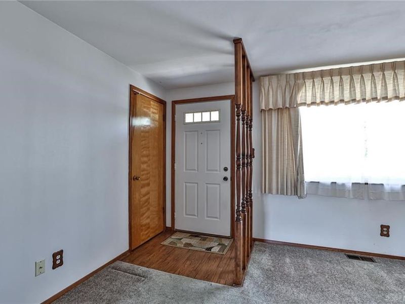 210 Zimmerman Street, New Carlisle, OH 45344 Photo 5