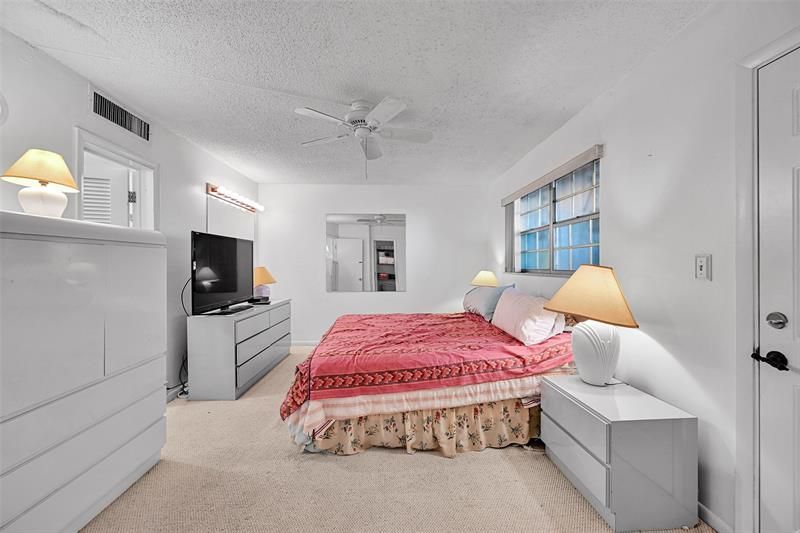 620 Tennis Club Drive, Unit 103, Fort Lauderdale, FL 33311 Photo