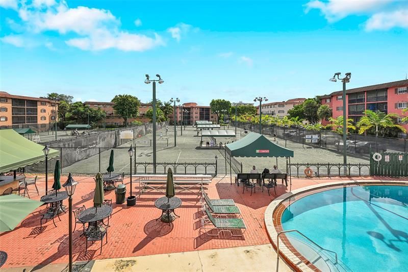 620 Tennis Club Drive, Unit 103, Fort Lauderdale, FL 33311 Photo