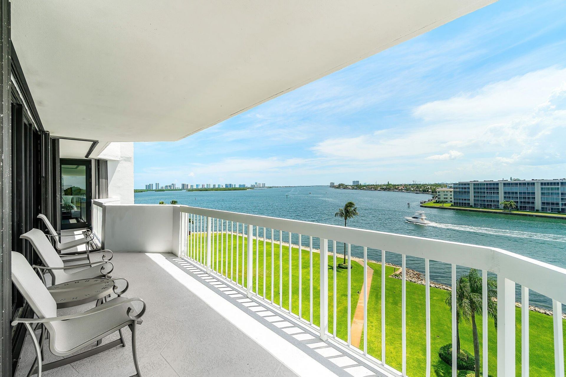 115 Lakeshore Drive, Unit 648, North Palm Beach, FL 33408 Photo