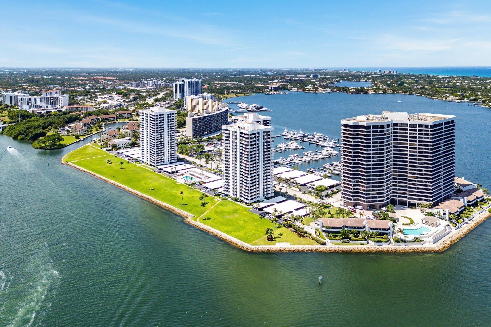 115 Lakeshore Drive, Unit 648, North Palm Beach, FL 33408 Photo