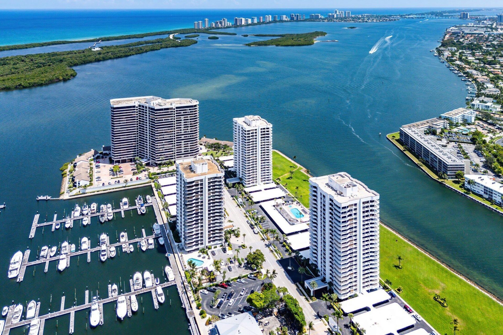 115 Lakeshore Drive, Unit 648, North Palm Beach, FL 33408 Photo