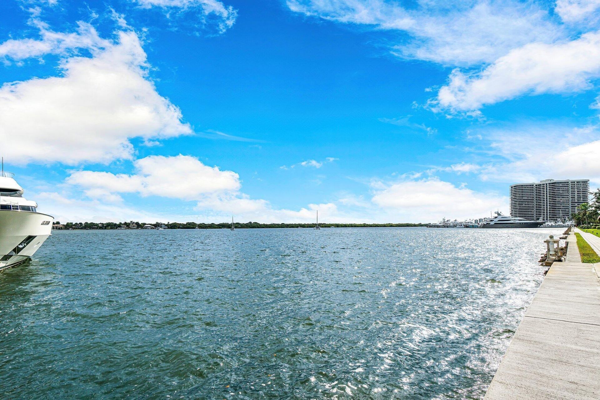 115 Lakeshore Drive, Unit 648, North Palm Beach, FL 33408 Photo