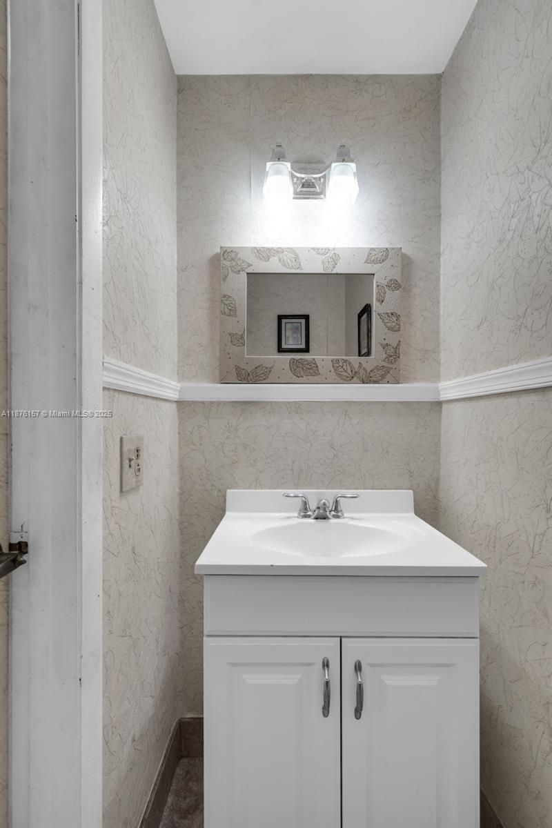 1161 NW 99th Ter, Unit 38, Pembroke Pines, FL 33024 Photo