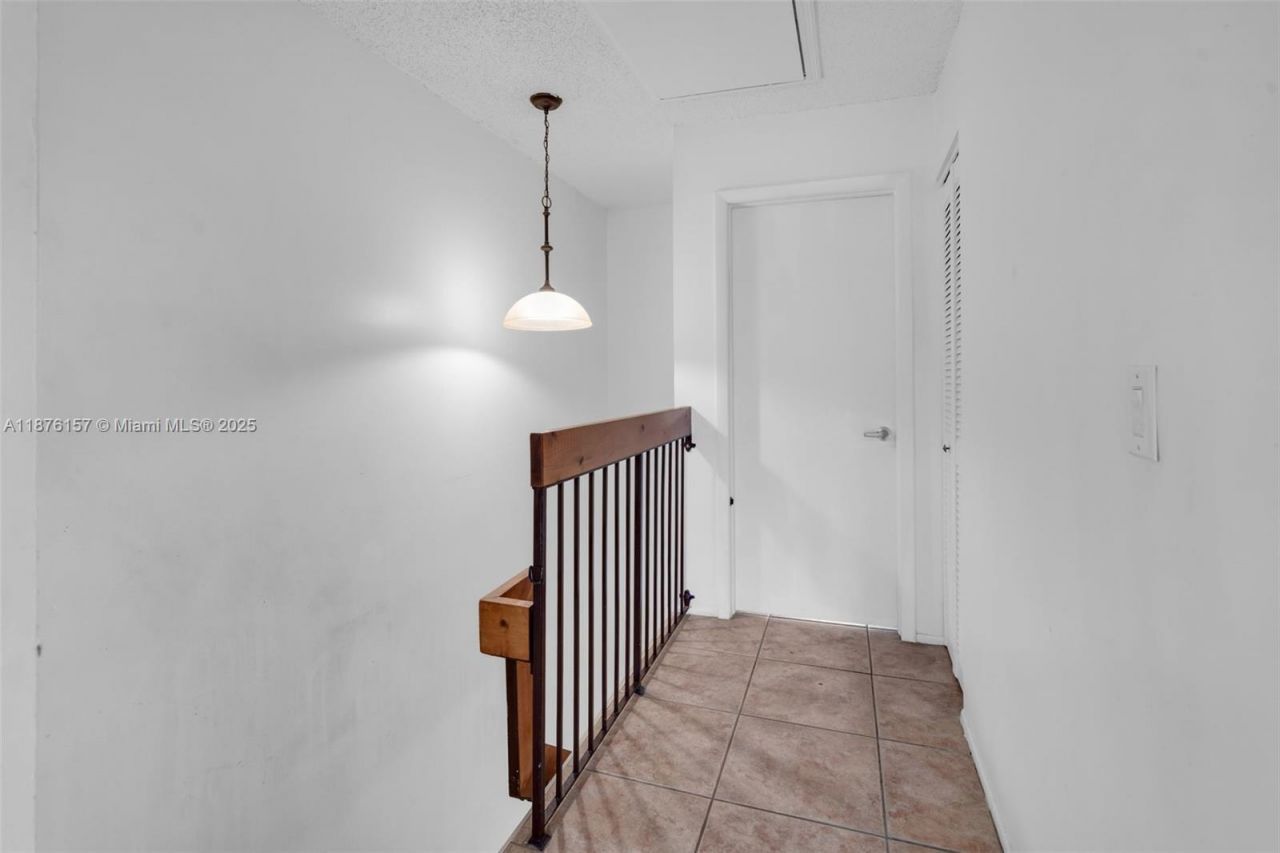 1161 NW 99th Ter, Unit 38, Pembroke Pines, FL 33024 Photo