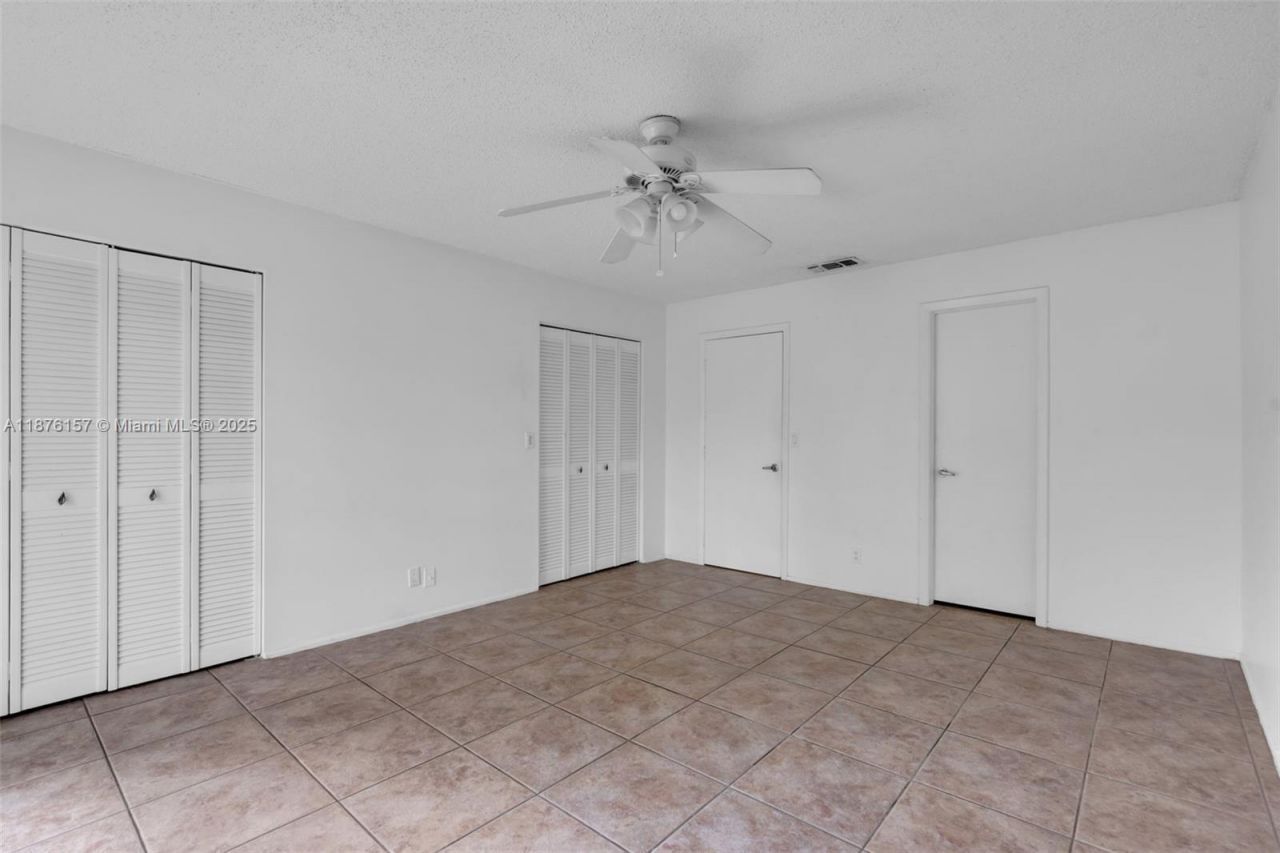 1161 NW 99th Ter, Unit 38, Pembroke Pines, FL 33024 Photo