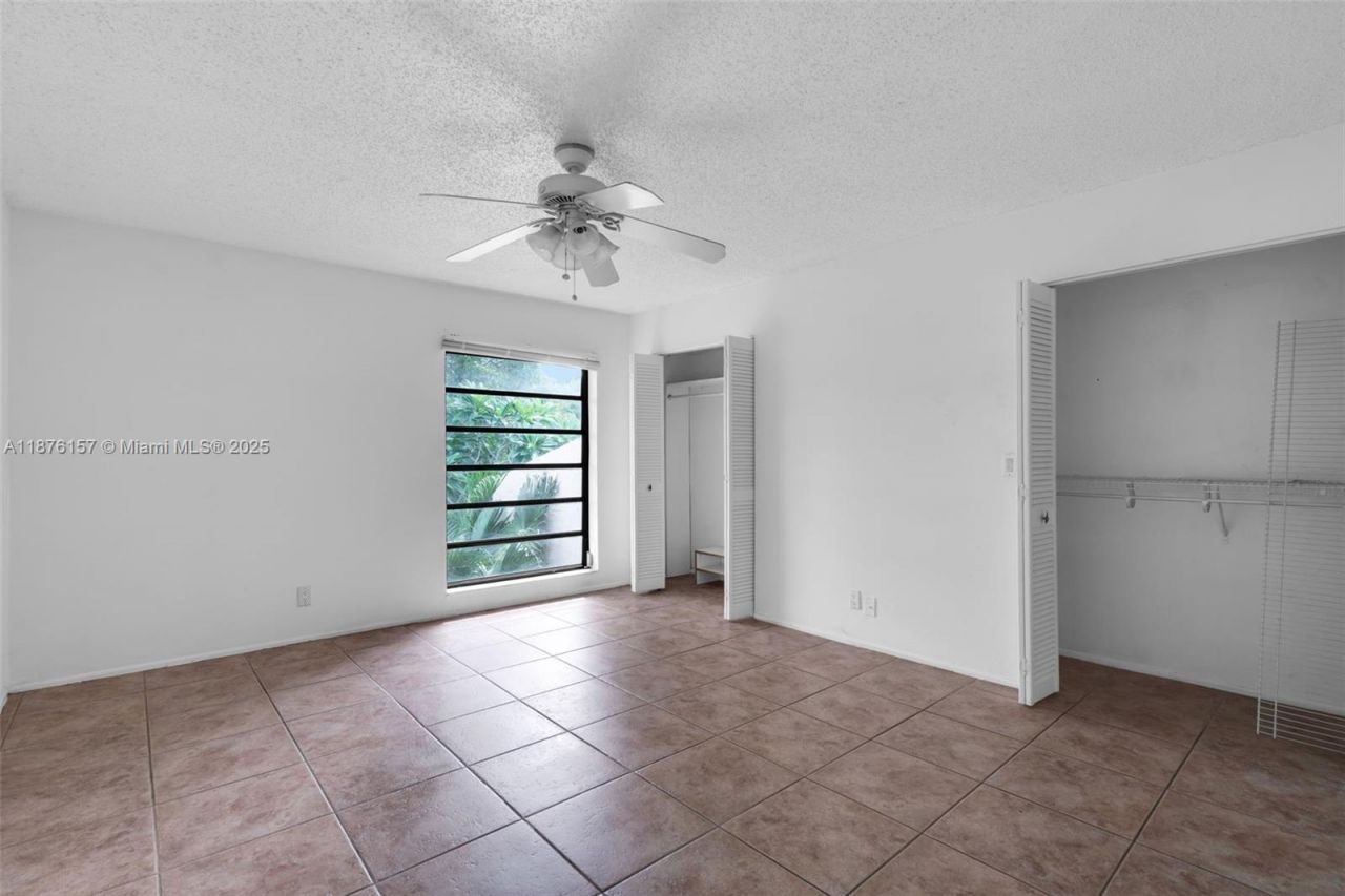 1161 NW 99th Ter, Unit 38, Pembroke Pines, FL 33024 Photo