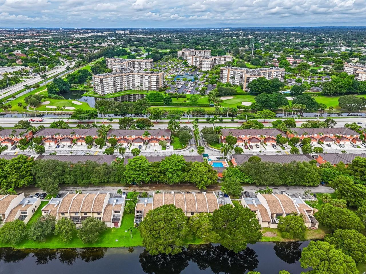 1161 NW 99th Ter, Unit 38, Pembroke Pines, FL 33024 Photo